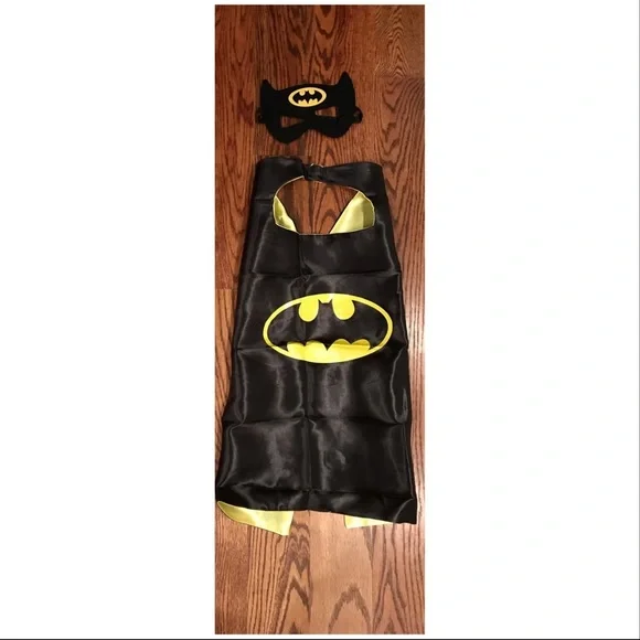 🎁🎉 Justice League Kids Cape/Mask Sets - Picture 6 of 7